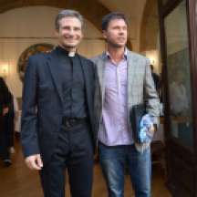 Chiesa & coming out. Stefano, ex prete a Venezia: 30 anni fa mi chiesero di rinnegare mio figlio.
